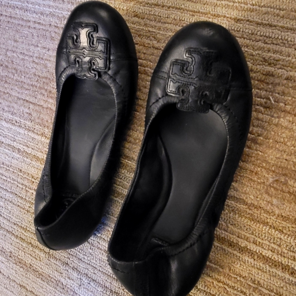 Tory Burch Flats, black, size 5M